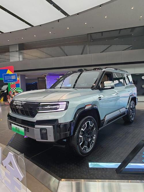 佛山157比亚迪方程豹硬派越野的爆款，英菲尼迪35周年与你共成长